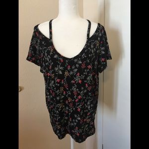 EUC Lucky Brand t shirt